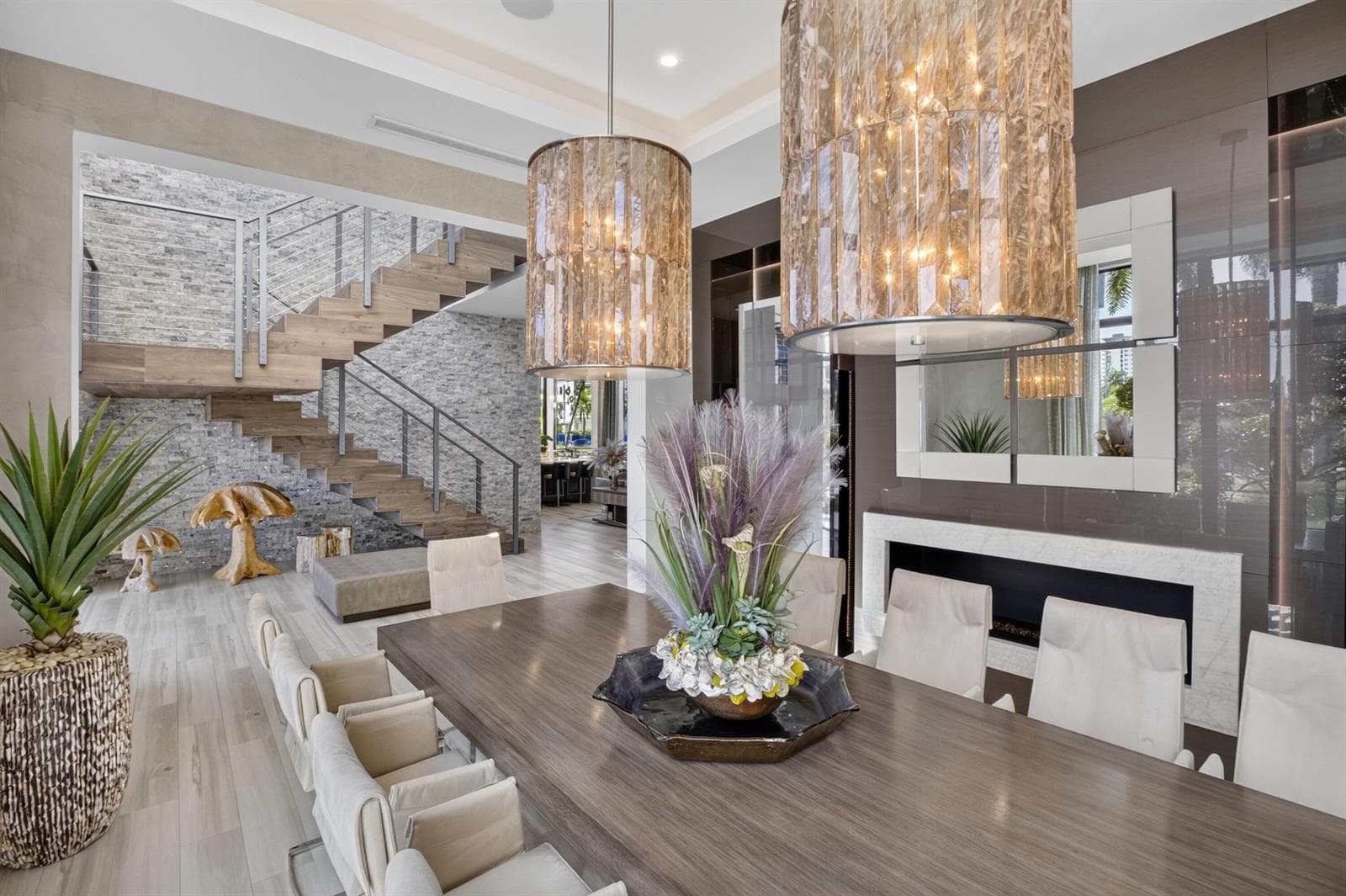 1 Royal Palm Dr