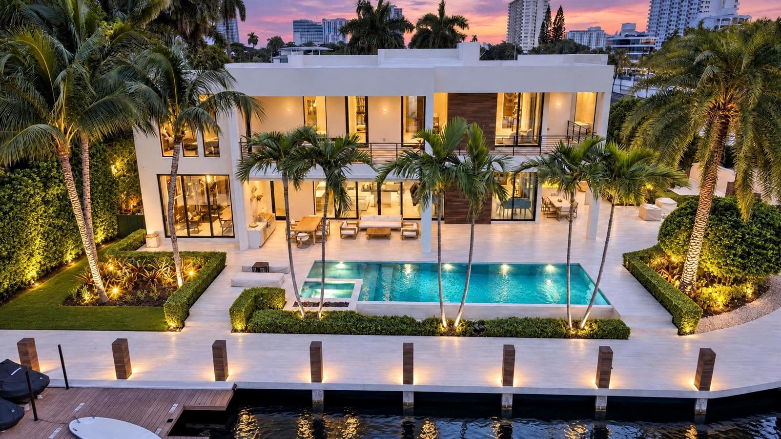 1 Royal Palm Dr