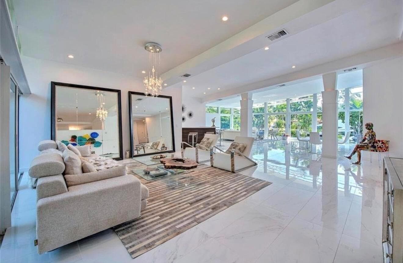 28 Pelican Dr