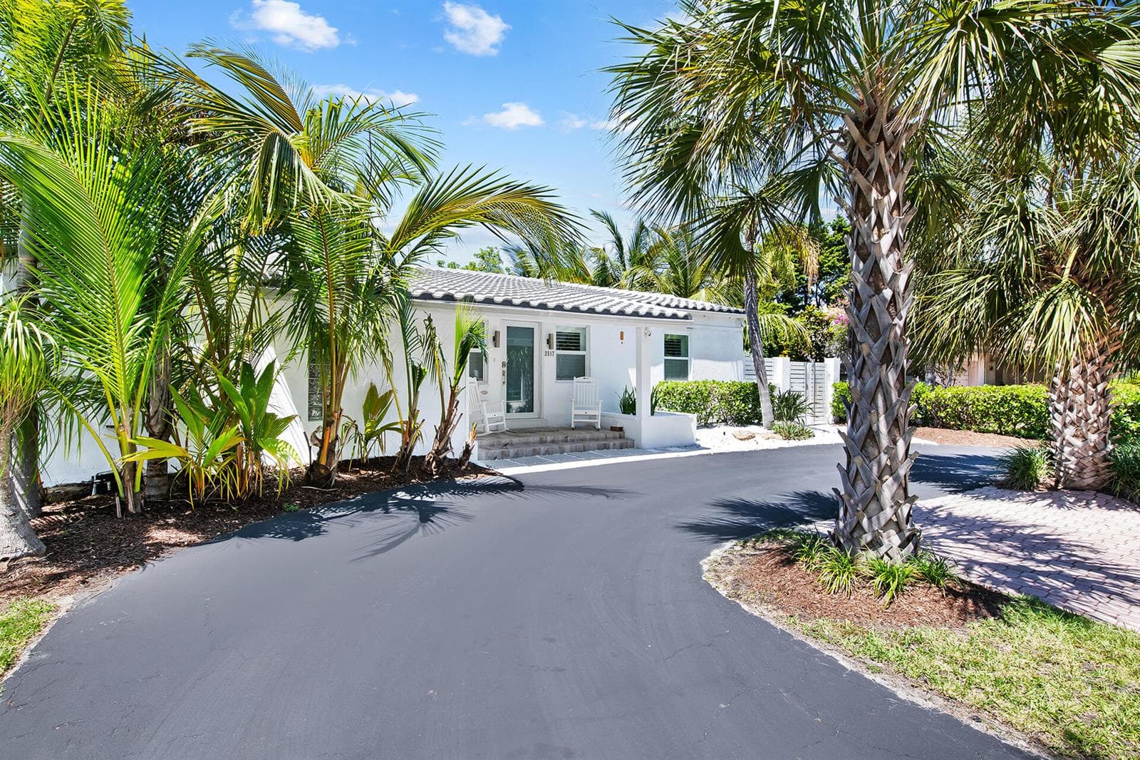 2517 E Las Olas Blvd